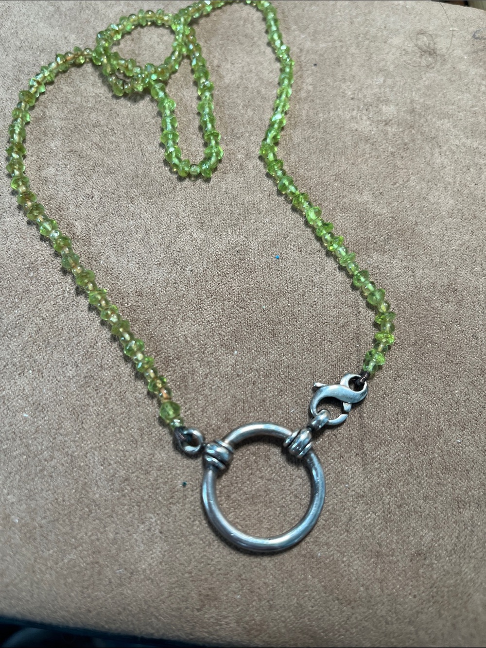 La Loop Green citron Crystal Bead eyewear Necklace with Sterling Silver - Picture 3 of 4